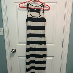 Lululemon Maxi Dress - Black & White - Size 6
